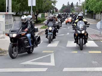 akiket tiszta szívvel követni tudnak.