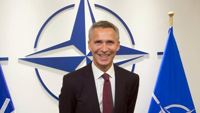NATO - Felépítés Katonai Bizottság polgári ellenőrzés mellett végzi tevékenységét Európai Szövetséges Legfőbb Parancsnokság / Supreme Headquarters Allied Powers Europe (SHAPE) központ: