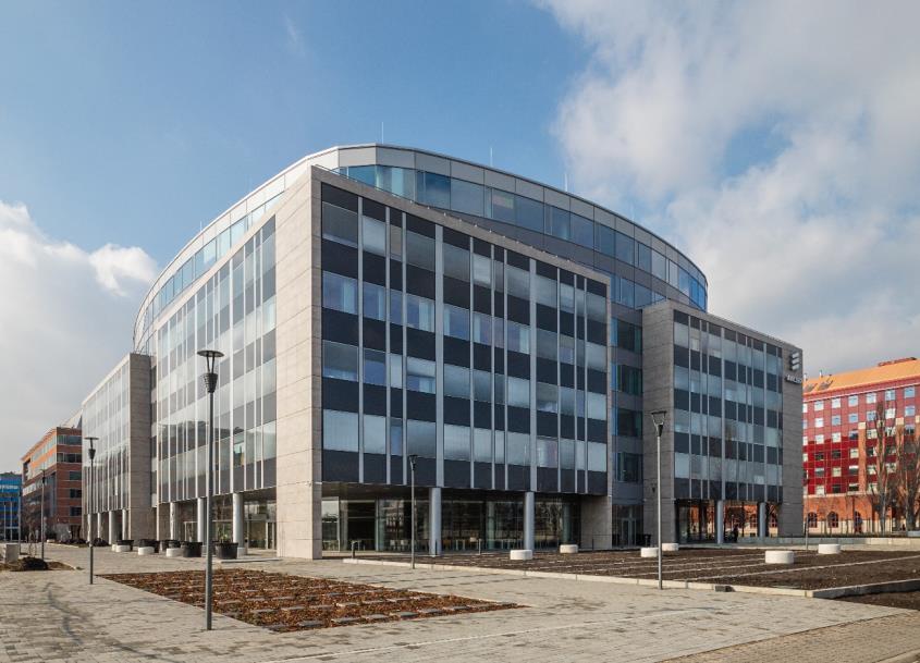 K O R Á B B I F E J L E S Z T É S E K I I. MAGYAR TELEKOM HQ B U D A P E S T, I X. KER.