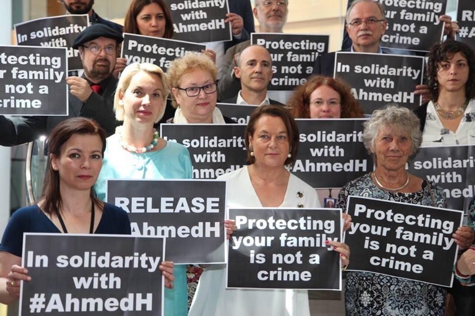 75000 ezer ember írta alá. Részt vettünk a másodfokú tárgyalásokon és az ítélethirdetésen, majd figyelemmel követtük a megismételt elsőfokú tárgyalást is.