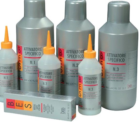 Csomagolása: 1000 ml-es flakon. SZÍNELÕHÍVÓK REGAL SOFT KÜLÖNLEGES SZÍNELÕHÍVÓ 2-3 Krémes oxidáló emulzió, mindenekelõtt a Regal Soft Color ammónia nélküli hajszínezõvel használatos.