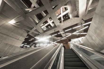 és M4 Metró