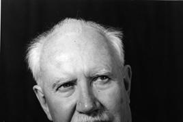 190 BÁRSONY ISTVÁN: A BÖLCSÉSZETTUDOMÁNYI KAR TÖRTÉNETE 1949 1999 KÖZÖTT Kádár László a Földrajzi Intézet igazgatója Az önálló Bölcsészettudományi Kar első dékánja az 1949/50. és az 1950/51.