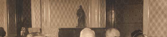 54 KEREPESZKI RÓBERT: A DE BÖLCSÉSZETTUDOMÁNYI KARÁNAK TÖRTÉNETE, 1912 1949 ták a hallgatói, sőt, olykor helyet kaptak a római irodalom jeles képviselői (például Platón Phaidonja, Aristophanés: