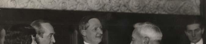 88 KEREPESZKI RÓBERT: A DE BÖLCSÉSZETTUDOMÁNYI KARÁNAK TÖRTÉNETE, 1912 1949 tot mondott a legitimista törekvések ellen, ami miatt éles sajtótámadások érték, de ugyanakkor az egyetemi ifjúság