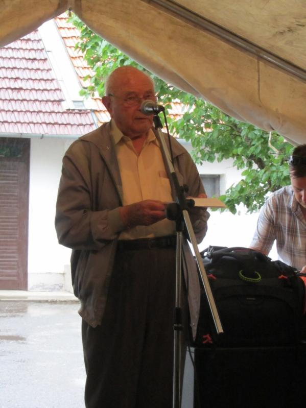 beszédet tartott, geodéziai műszert, Gabnai