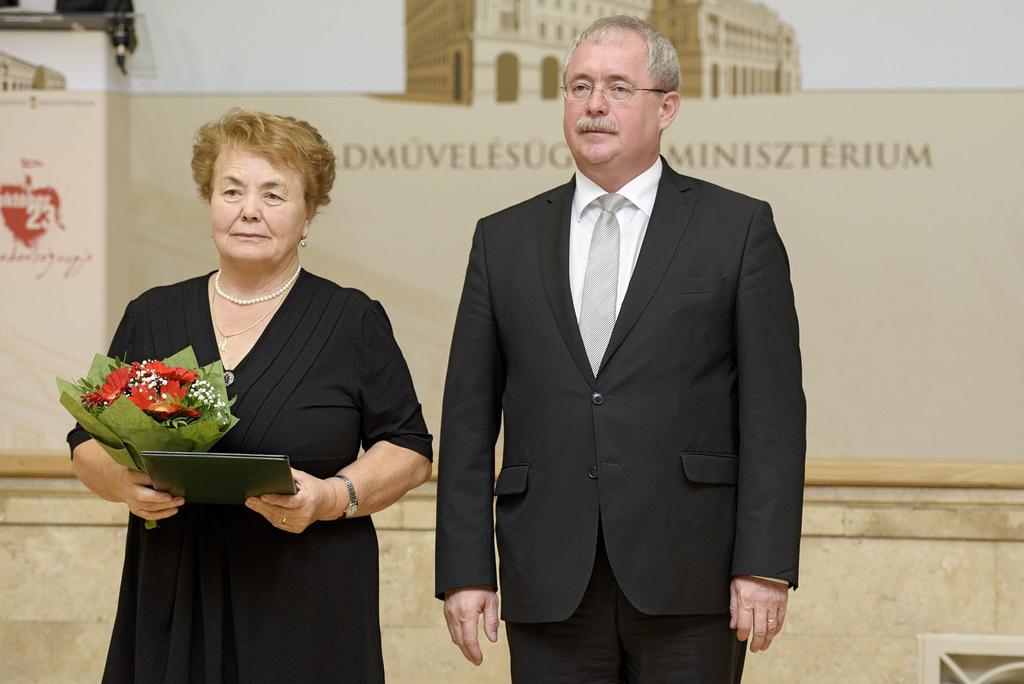 Horváthné Dr.