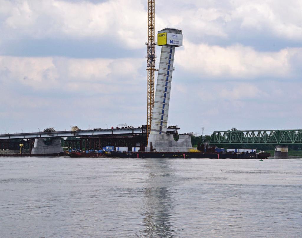 Komárom stratégiai helyen, Győr és Budapest, valamint Érsekújvár és Székesfe- hérvár között félúton fekszik; azaz fontos tranzitcsomópont.