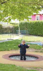 généralisation des sols souples amortissants,
