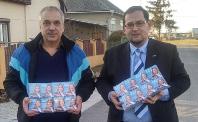 Szőke Denis felvétele Kollégámmal egy évvel ezelőtt a nyustyai kormányülésre siettünk.