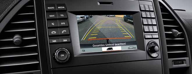 nélkül A 12 V-os csatlakozóaljzat a csomagtérben lehetővé teszi elektromos