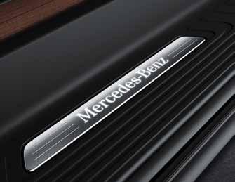 ábra) Sötét jacht hatású padlóburkolat Mercedes-Benz feliratos féknyergek 1 Színezett üvegezés hátul, fekete üveg Belső Design csomag DYNAMIC SELECT kapcsoló 2 EASY-PACK csomagtérajtó, elektromos