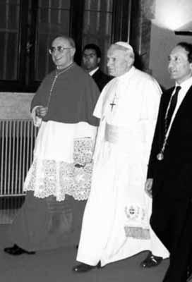 N. 8 del 1 marzo 2007 Chiesa Universale Eucaristia, movimenti e preghiera Benedetto XVI ha annunciato che presto firmerà l esortazione apostolica post-sinodale in cui raccoglierà le conclusioni del