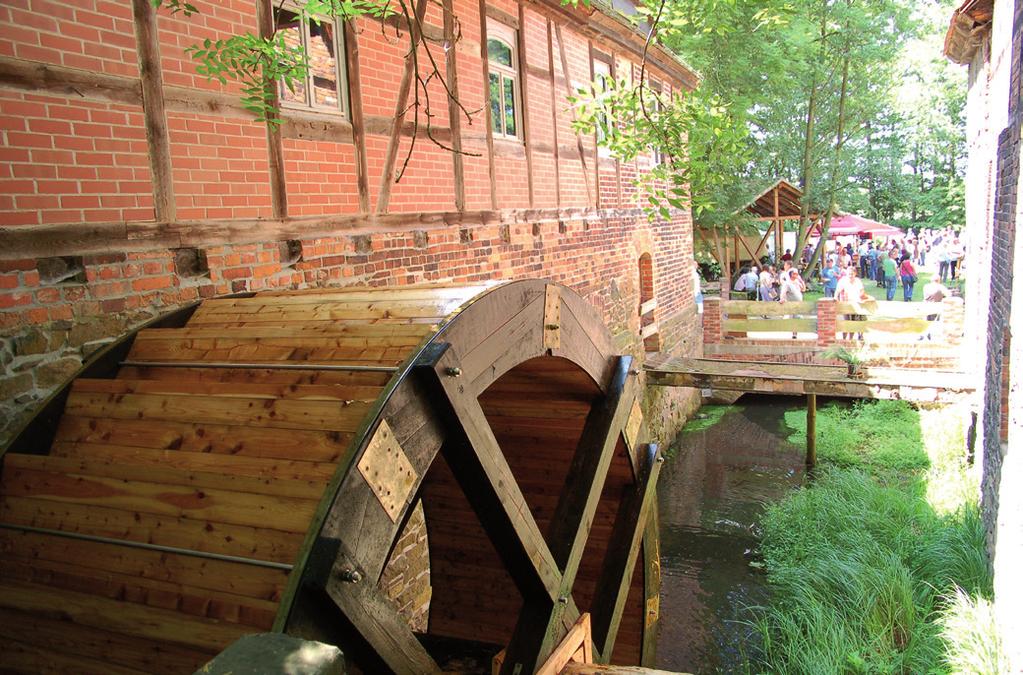14 Mühlen öffnen in der Mühlenregion Nordsachsen Im August werden in den folgenden Mühlen unserer Region Mühlenführungen angeboten: 06.08.2016 14 17 Uhr Bad Düben, Bergschiffmühle, Neuhofstr.