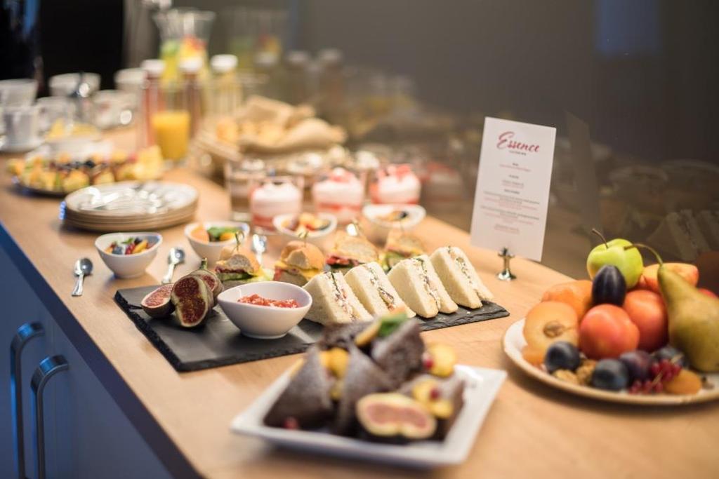 ESSENCE CATERING IRODAI BEKÉSZÍTÉS- ÉS CATERING AJÁNLATOK