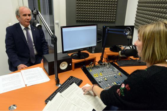 Kormánymegbízotti évértékelő interjúk Kormánymegbízotti interjúk Dr.