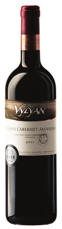 Vörösborok RED WINES ROTWEINE Vörösborok RED WINES ROTWEINE SZEKSZÁRDI MERLOT VESZTERGOMBI PINCÉSZET 2016 EGRI TRÉFLI CUVÉE THUMMERER VILMOS 2015 Egészen sötét, vörös szín.