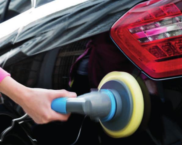 Nr97 PERFECT SURFACE CUT A legújabb generáció tagja. Kiválóan alkalmas NANO- és keramik-lakkok megmunkálására is. Perfekt, hologrammentes felületet ad hagyományos és kemény lakkon.