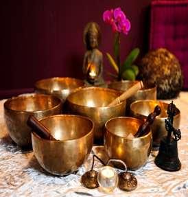 TIBETI HANGTÁL - HANGMASSZÁZS 06-30-438-9514; 06-20-514-6899; info@angyalfeny.hu CSOPORTOS Hangmasszázs - este 17:30 19:00 (minden szombaton) Április 6., 20.,27.