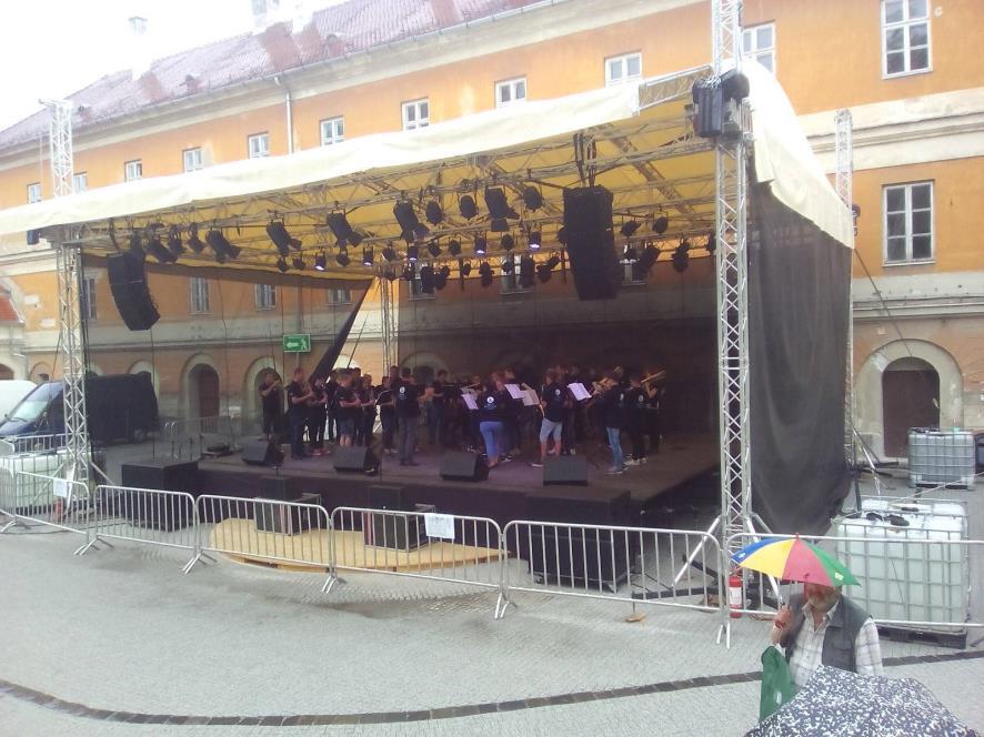 15 Kaposvár-Somogy Megyei Tehetségsegítő Tanács Művészeti Tagozata 2017. SZEPTEMBER HAVI PROGRAM KAPOSVÁRI LISZT FERENC ZENEISKOLA ALAPFOKÚ MŰVÉSZETI ISKOLA 7400 Kaposvár, Kossuth L. u. 21. TEL.