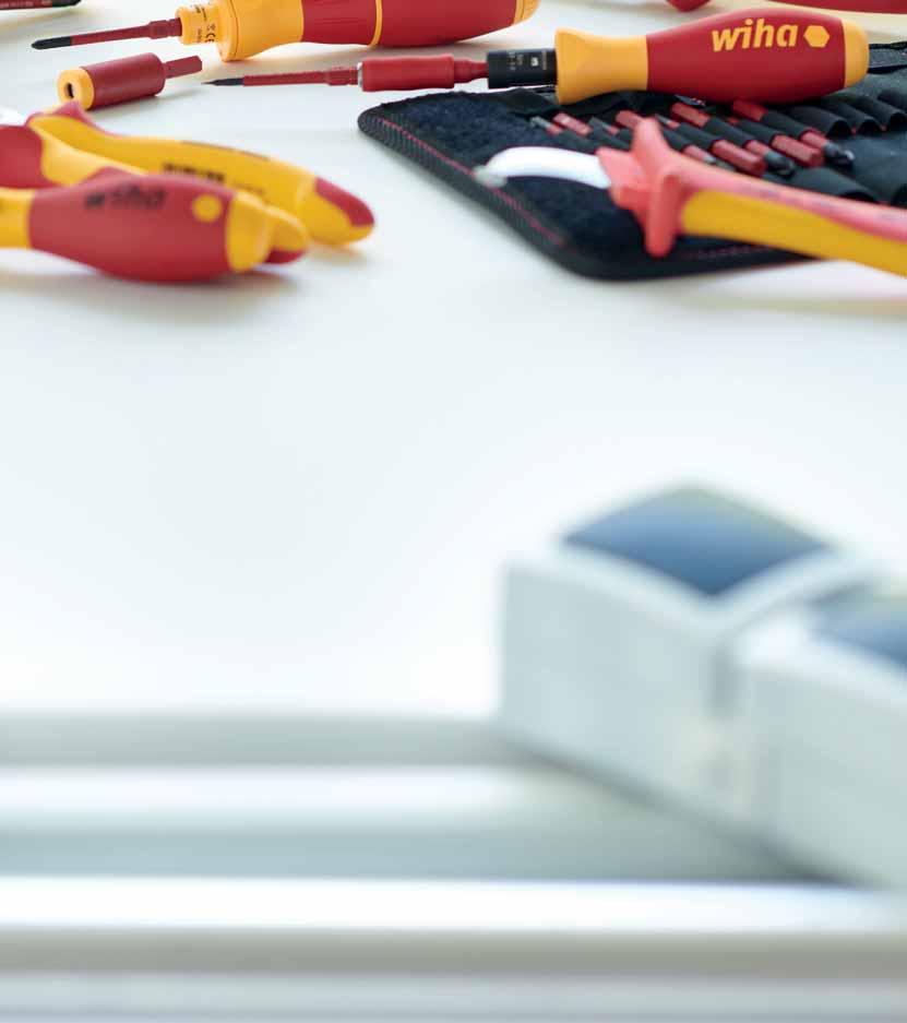 Mint nemzetközileg elismert intézet, a VDE felelős az elektrotechnikai termékek vizsgálatáért és tanúsításáért.