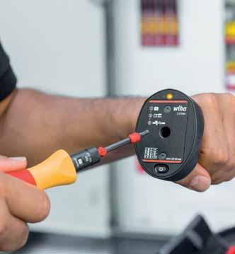 Torque QuickCheck nyomatékvizsgáló készülék Csavarozás / szorítás Fokozza biztonságát: A nyomatékszerszám rendszeres átvizsgálása garantálja a biztos és precíz munkát a helyes nyomatékértékkel.