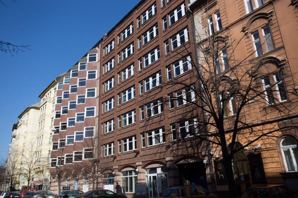 Maros utca Építési és Ingatlanhasznosítási Korlátolt Felelősségű Társaság MAROS UTCA BUSINESS CENTER IRODAHÁZ ADATKEZELÉSI TÁJÉKOZTATÓ 2018. május 25. 1. BEVEZETÉS... 2 2. ÁLTALÁNOS RENDELKEZÉSEK.