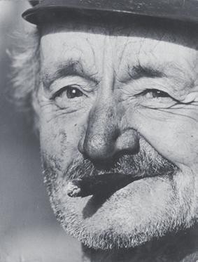 3. kép. Pintér Jenő alias Piszkos Fred vagy Popeye (Fotó: G. Nagy Béla) személyiségei jöttek Sopronba (5. kép). 7 Gazdag anyag tanúskodik az egykori soproni KISZ Ifjúsági Házának életéről.