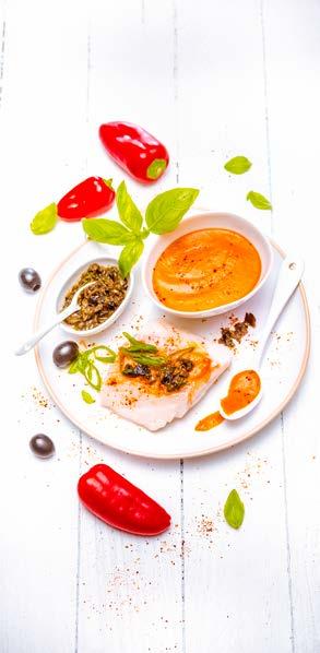 Balzsamecetes paprika coulis fekete olíva és bazsalikom relish-sel Program Coulis 4 5 perc 15 perc A coulis-hoz: 2 piros paprika 1/2 vöröshagyma 2 ek olívaolaj 2 ek balzsamecet 1 ek cukor 1 ág