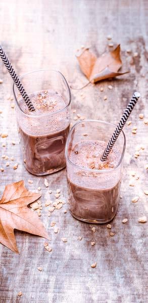 Csokoládé-banán turmix Program Milkshake (Turmix) 4 10 perc 400 ml teljes tej 3 gömb csokoládéfagylalt 1 banán Csipetnyi vaníliaőrlemény 2 