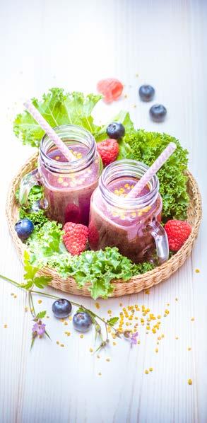 Kel, áfonya, málna és banán smoothie Program Green Smoothie (Zöld smoothie) 4 10 perc 2 kellevél 1 banán 100 g áfonya 125 g málna 1 ek agavészirup 300 ml körtelé 6 jégkocka 1.