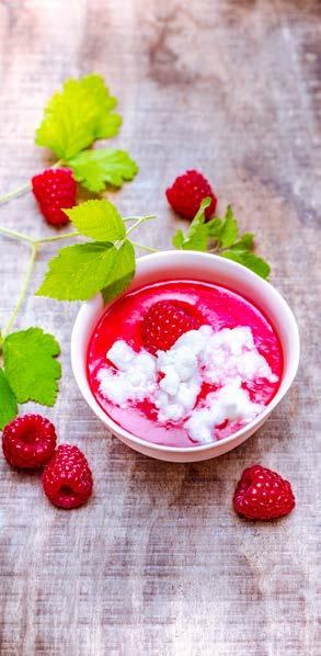 Hideg málnaleves mandulatejes jégkásával Program Green Smoothie (Zöld smoothie) 4 15 perc 3 óra 300 g málna 100 ml narancslé 50 ml víz 50 g demerara cukor 1 ek citromlé 200 ml mandulatej 2 ek folyós