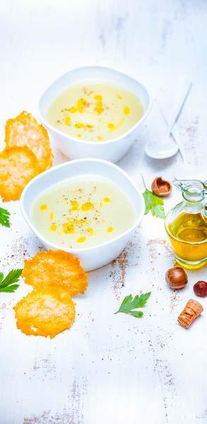 Mogyorós csillagtök Velouté (leves) parmezánfogáccsal Program Soup (Leves) 6 20 perc 30 perc 1, nagyjából 1 kg-os csillagtök 600 ml víz 1 csirkehúsleves kocka 1 csipet őrölt szerecsendió 6 ág