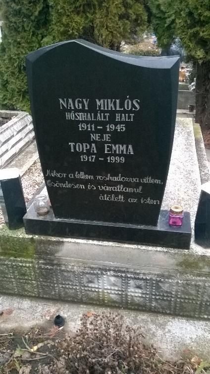 8. Nagy Miklós (Földrajzi koordináták: É.sz.: 47.261582, K.h.: 21.346789). A sírjel felirata szerint hősi halált halt a II. világháborúban.